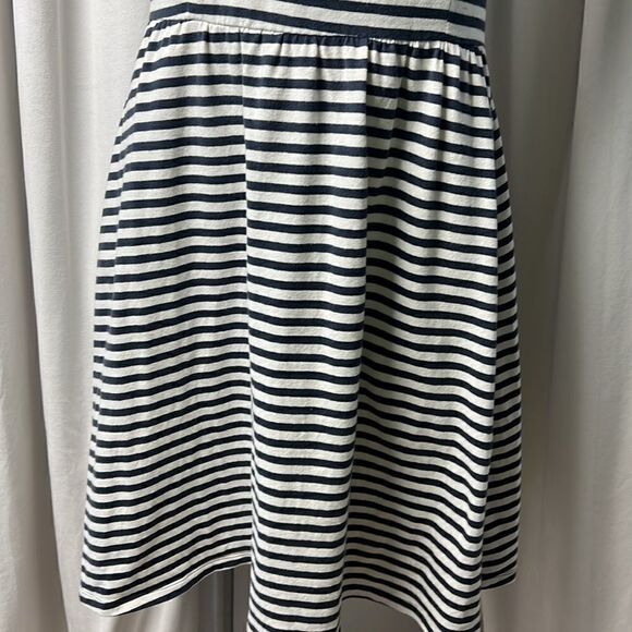 Old Navy Blue and White Nautical Sleeveless Fit and Flare Knee Length Dress - Picture 3 of 8